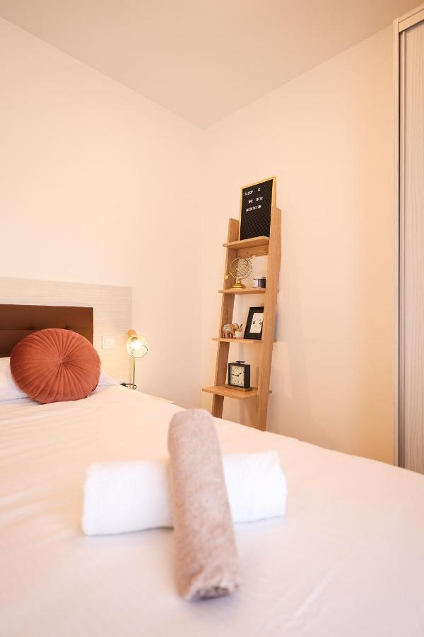 Golden Sunset Luxury Apartment Задар Екстериор снимка