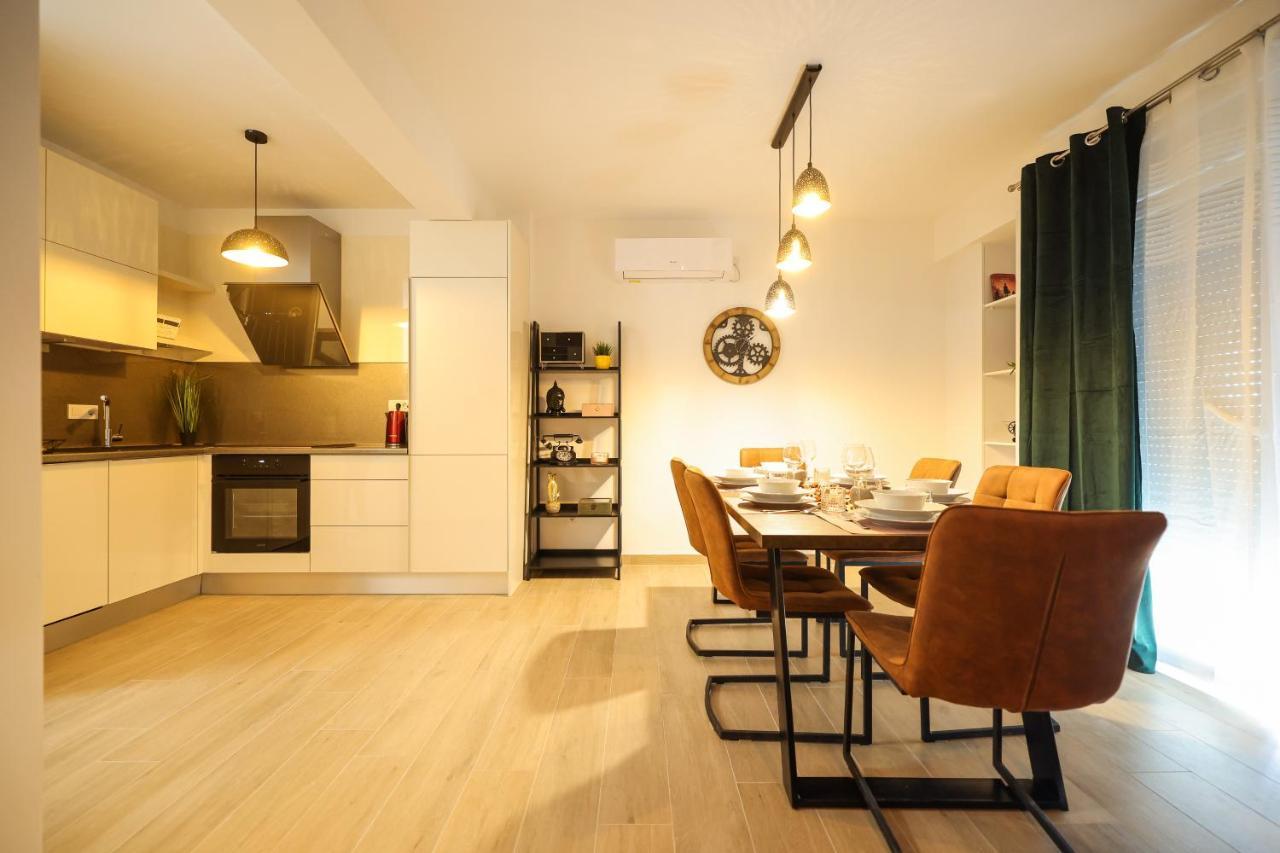 Golden Sunset Luxury Apartment Задар Екстериор снимка