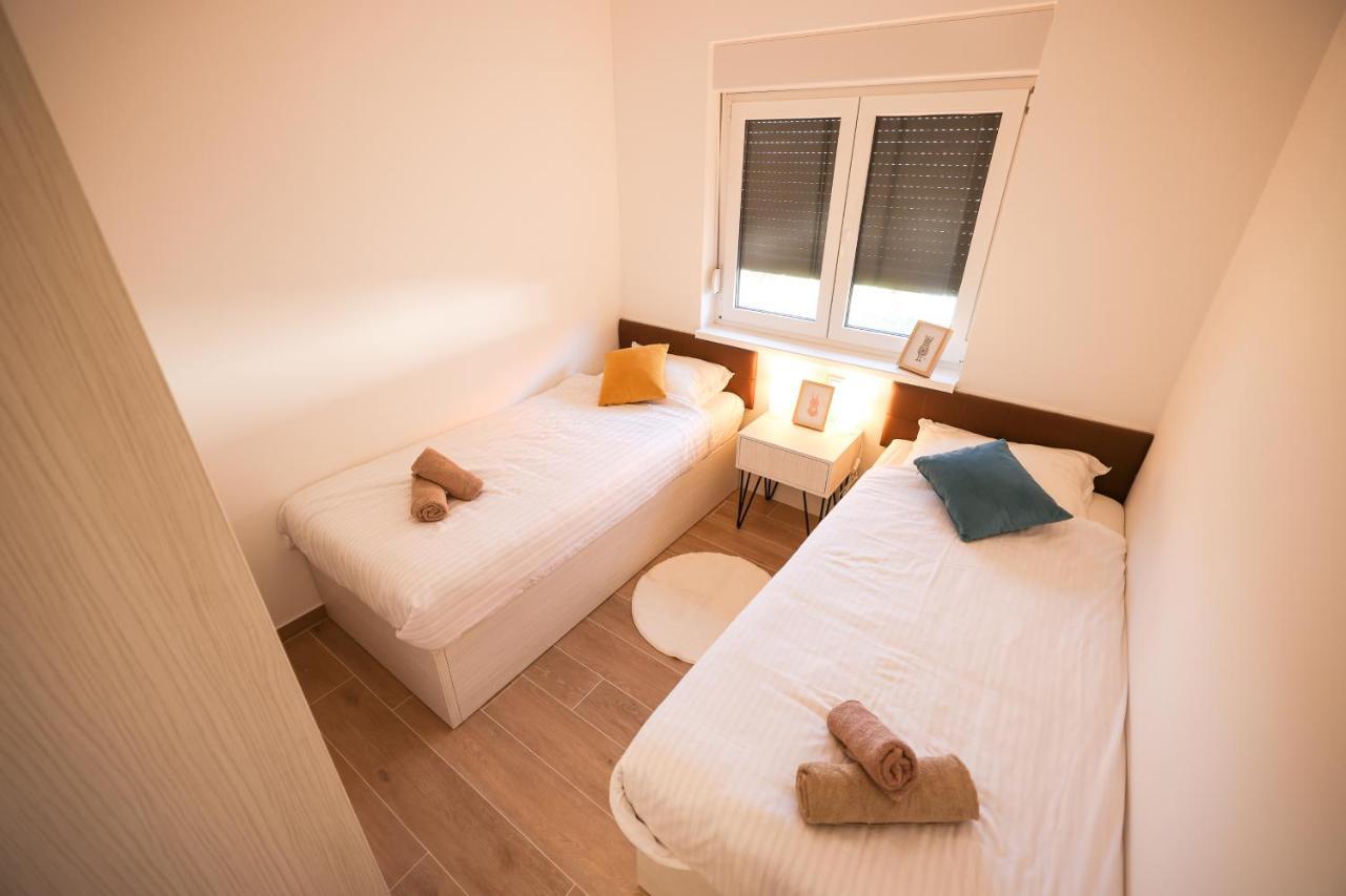 Golden Sunset Luxury Apartment Задар Екстериор снимка