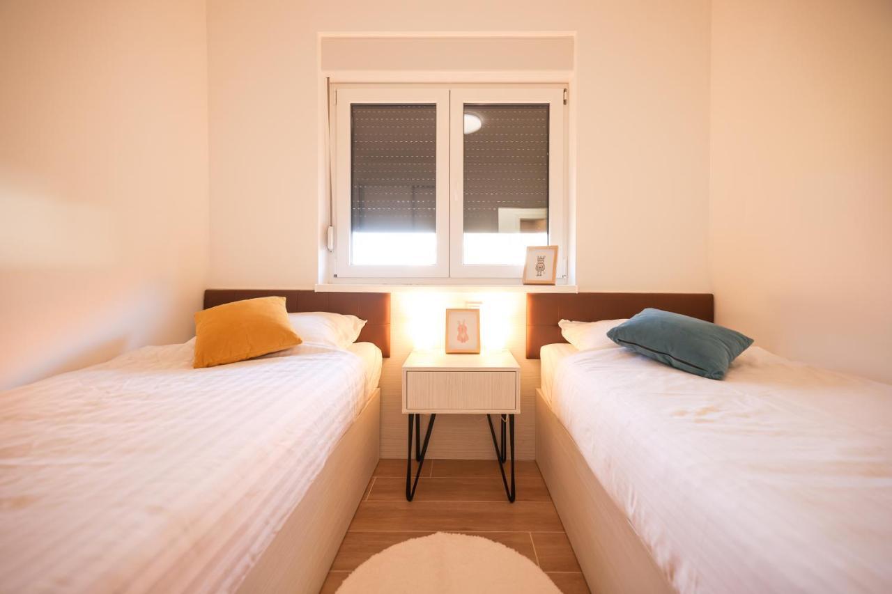 Golden Sunset Luxury Apartment Задар Екстериор снимка